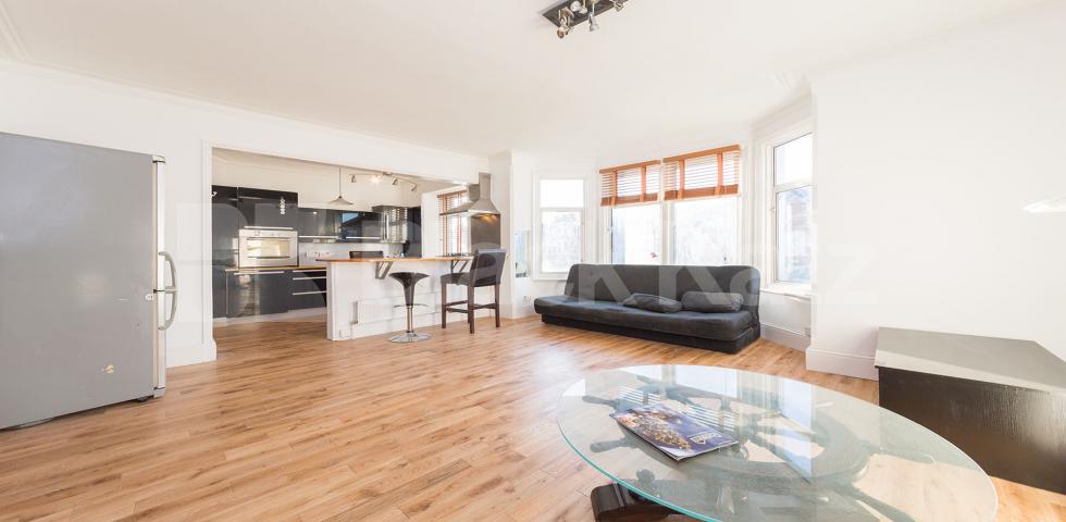 			NEW INSTRUCTION, Studio Apartment, 1 bath, 1 reception Flat			 Birch Grove , ACTON 